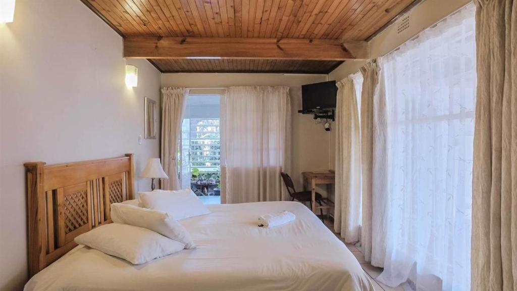Just Tiffany Guest House & Conference Facility Potchefstroom Esterno foto